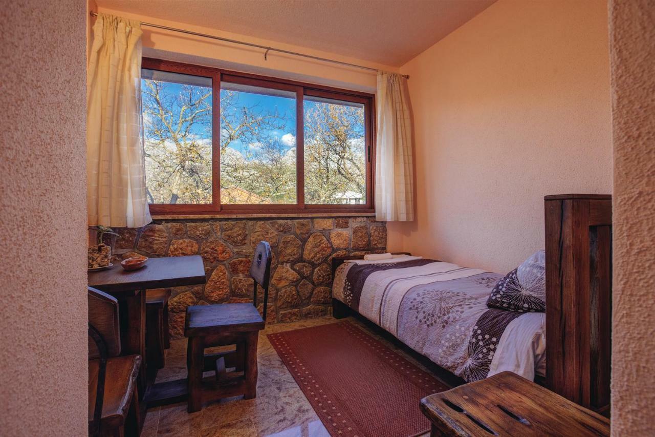 Apartmani I Sobe Dinko Starigrad Paklenica Exterior photo